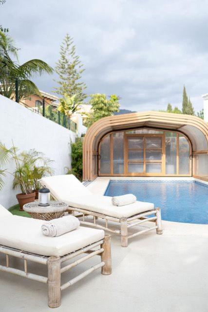 Villa Luxury Center *